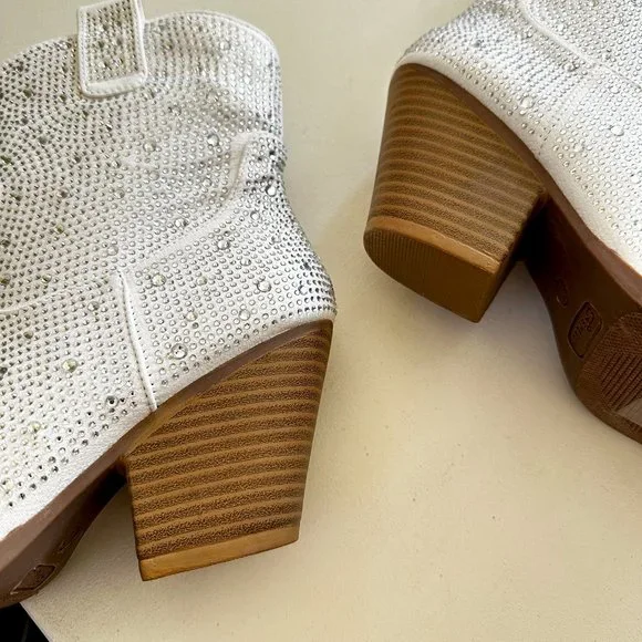 NEW🔥 White Silver Rhinestone Crystal Cowgirl Cowboy Western Ankle Booties Boots - Picture 5 of 6